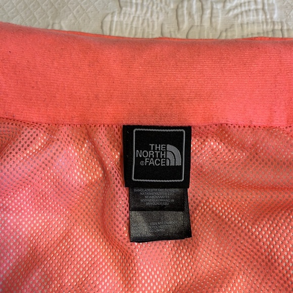 The North Face HyVent windbreaker/shell jacket, light grey/coral pink, Women's L - Picture 13 of 16
